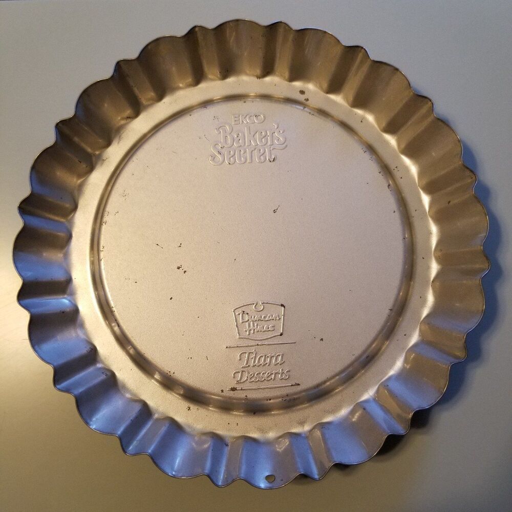 Vintage Ekco Baker's secret Dunkan Hines tiara desserts pan